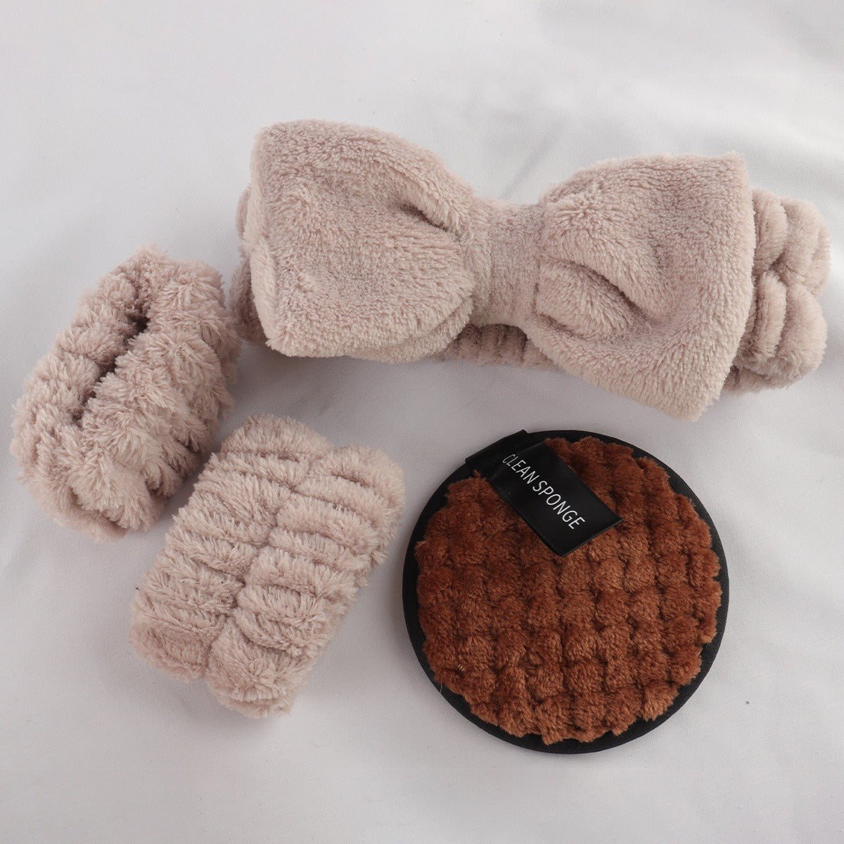 40-Piece Makeup Tool Set With Beauty Blender.